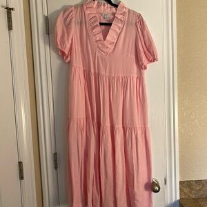 Crown & Ivy Short Sleeve MIDI Ruffle Pink Dress